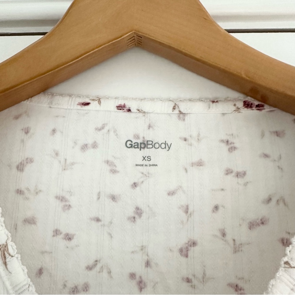 Floral Long-Sleeve Pajama Set - Picture 4 of 7